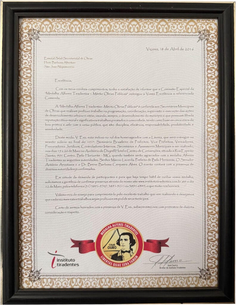 Medalha Alferes Tiradentes recebida por Heric Albertoni em 2016 pela contribuição em obras públicas