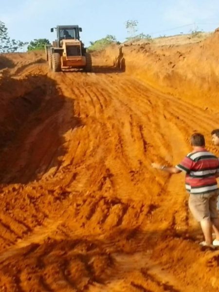 Trabalhos de terraplanagem em obra do Residencial Belvedere, Gerenciado pelo Grupo HBA.